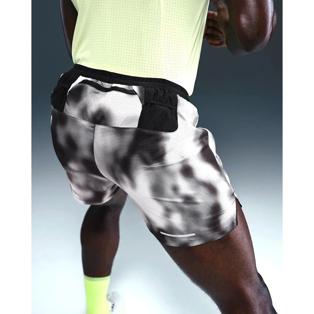 Nike Running Division Breathe Dri-FIT ADV 4'' Running Shorts Men Small HJ4150010